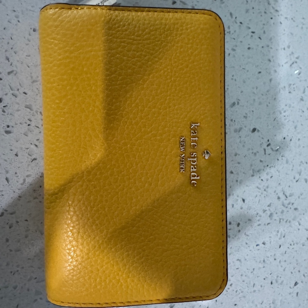Kate Spade medium bifold wallet